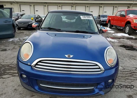 2013 Mini Cooper z USA, uszkodzony, nr VIN WMWSU3C58DT687302